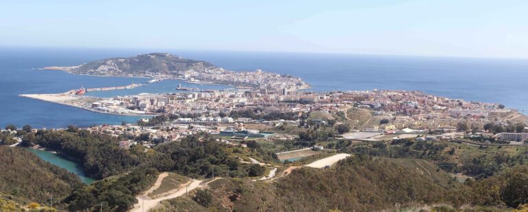 Marokko maakt Spaanse politici woedend met landkaart waarop Ceuta en Melilla Marokkaans zijn