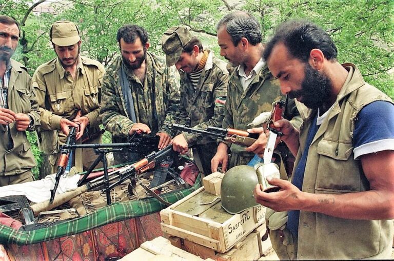 Wapenstilstand in Nagorno-Karabach afgekondigd na Russische bemiddeling