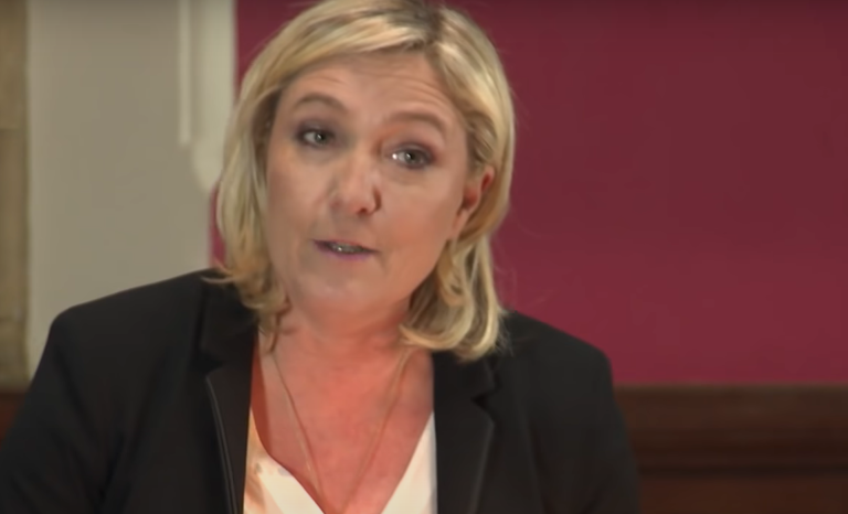 Le Pen wil niets weten van deportatieplannen AfD