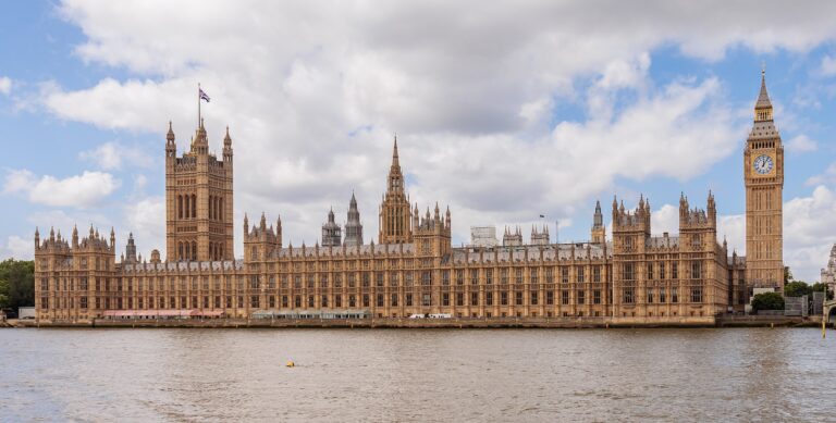 Nieuwe Britse leiders herzien mogelijk Israël-standpunt
