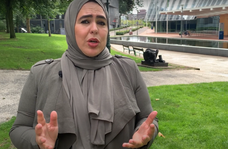Nadya Aboyaakoub-Akkouh beste bestuurder van Nederland 2023