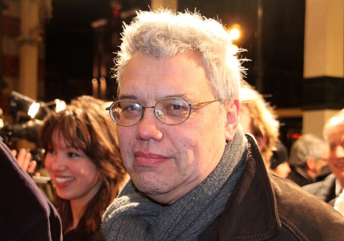 Columnist Theodor Holman tegen zijn zin weg bij het Parool - de