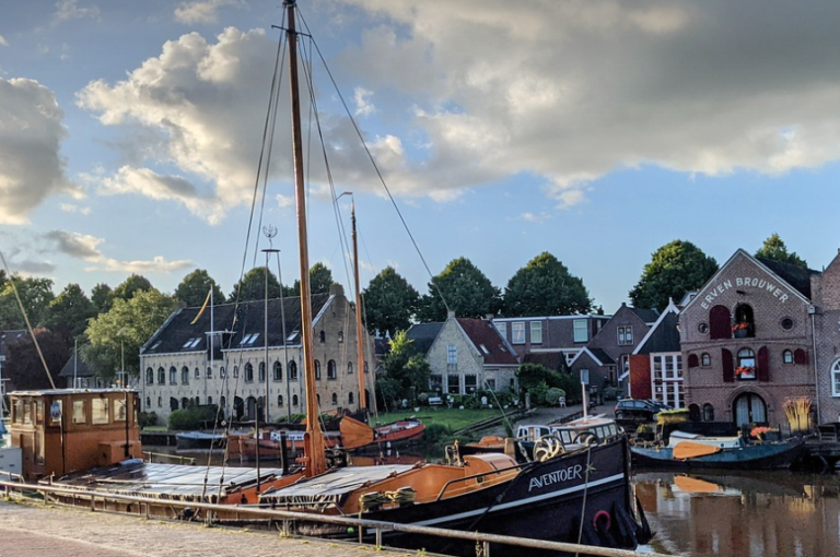 Reconstructie: hoe er toch een azc in Dokkum komt