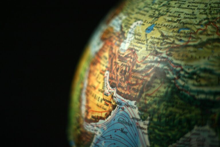 De concurrentie tussen Iran en Arabië is altijd blijven bestaan