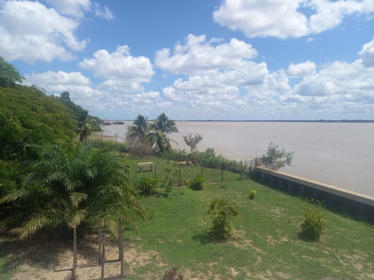 Op reis door Suriname. ‘De navelstreng naar Afrika is doorgesneden’