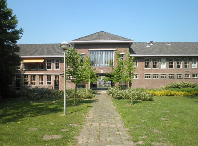 Overplaatsen van overlastgevende asielzoeker is geen vrijheidsontneming