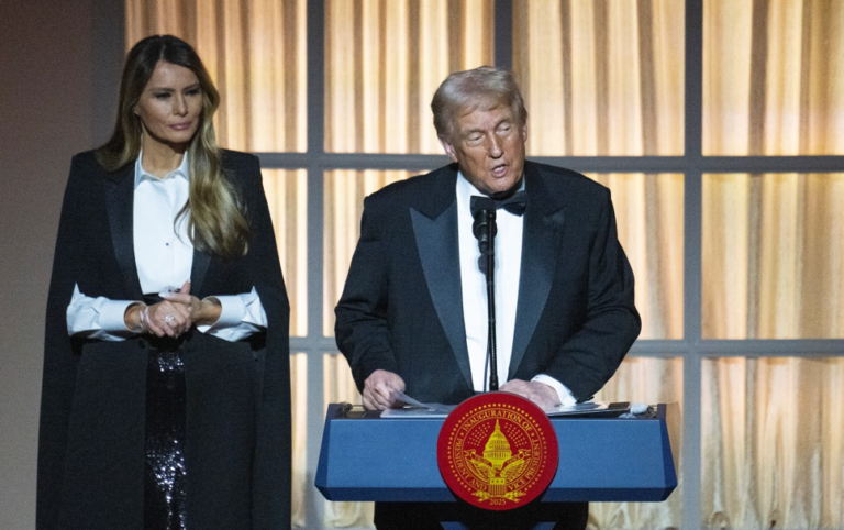 Duitse ambassadeur waarschuwt dat Trump democratie ondermijnt
