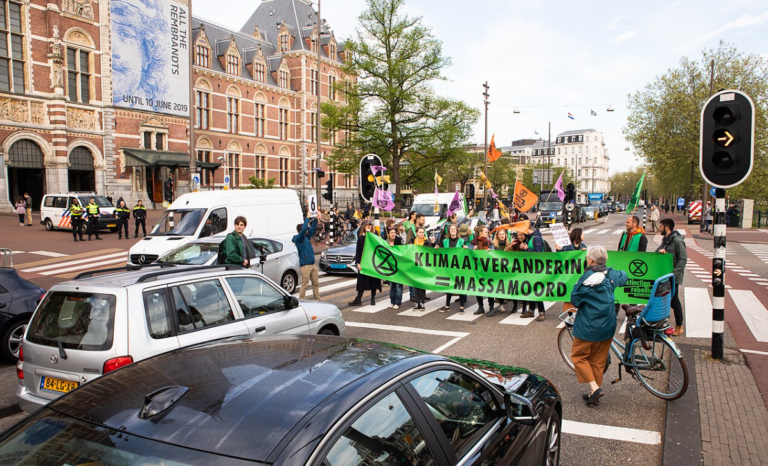 Commissaris: ‘PVV-Statenlid Van Tiggelen moet excuses aanbieden voor aanrijding’
