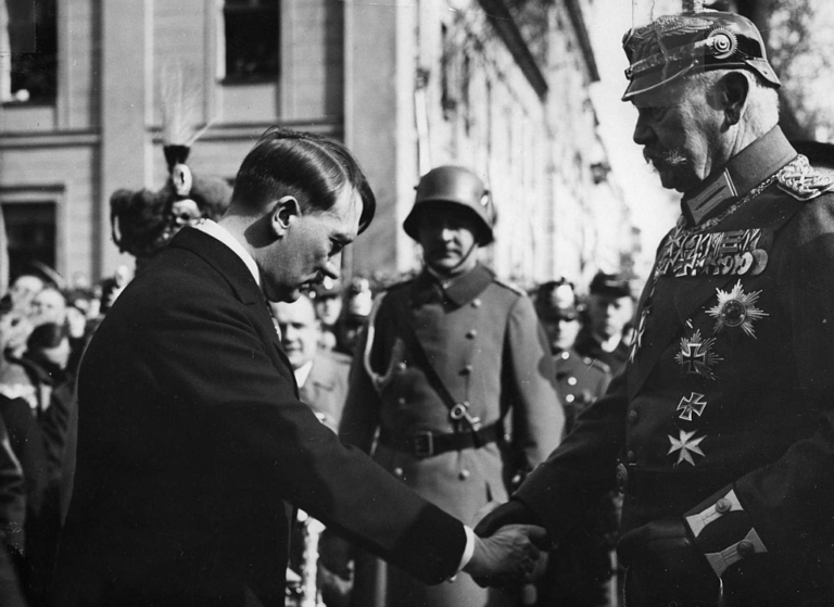 Zijn er parallellen tussen Trump en Duitsland in de jaren dertig?