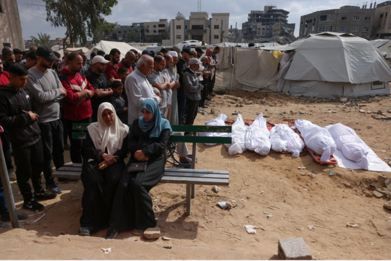 Meer dan honderd doden in Gaza door Israëlische bombardementen