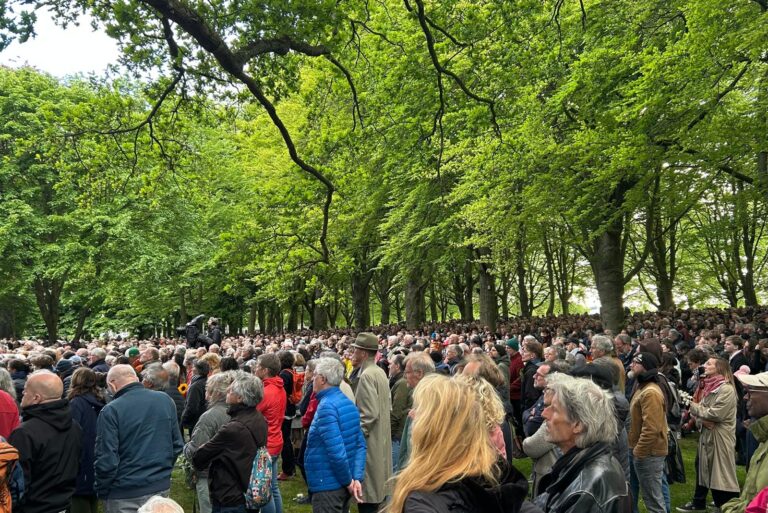 Hoe inclusief kan en moet de dodenherdenking zijn?