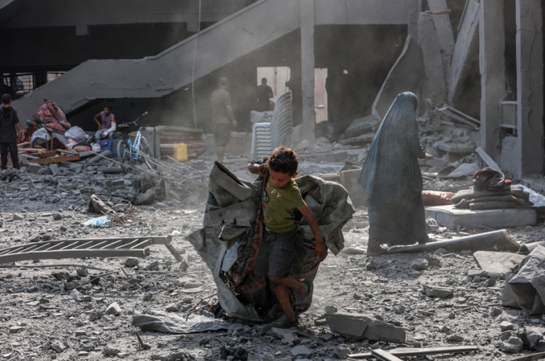 Israëlische soldaten schieten op ongewapende, hongerige Gazanen