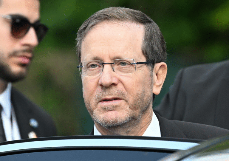 Ophef over bezoek moslimleiders, waaronder Alkmaarse imam, aan Israëlische president