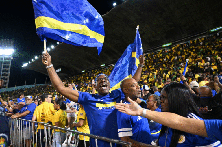 Curaçao gaat voor het eerst naar WK, Suriname naar play-offs