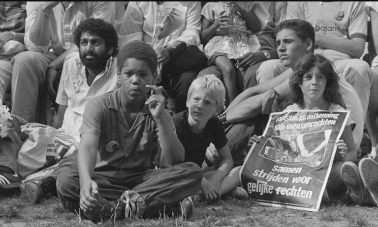 In de nieuwe canon staan invloedrijke Amsterdammers niet langer op een voetstuk