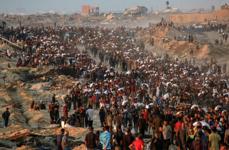 Eindejaarspanel: ‘De drang naar verbinding en vooruitgang is groot’