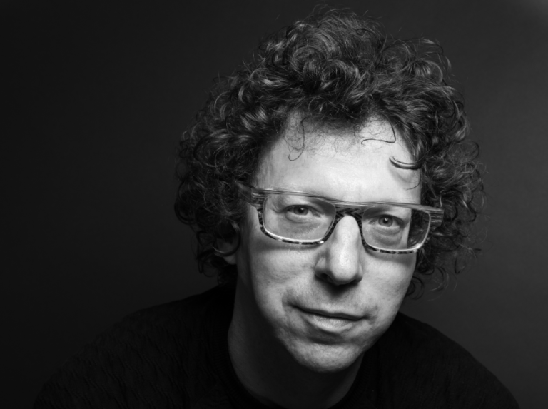 Arnon Grunberg nieuwe columnist bij de Kanttekening