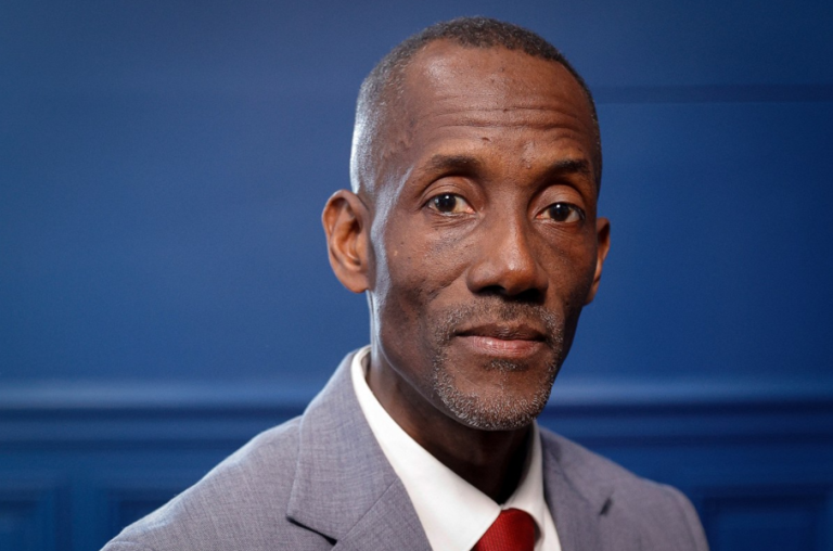 Racistische reacties na verkiezing nieuwe burgemeester bij Parijs