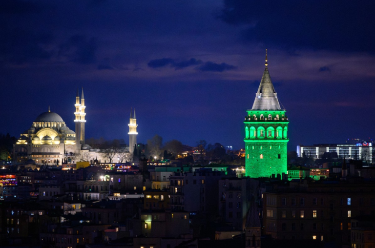 Turkse minister vraagt om uitlevering van ’terroristen’, waaronder 217 gülenisten