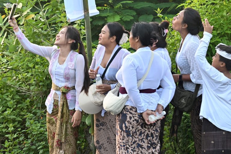 Waarom Indonesische vrouwen vaker voor een witte partner kiezen