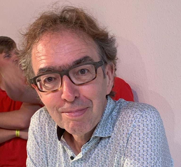 Sigmund-tekenaar Peter de Wit onder vuur om ‘antisemitische’ cartoon