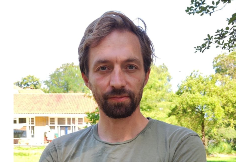Dirk Wanrooij: Islamitische scholen helpen moslims hun plek te vinden
